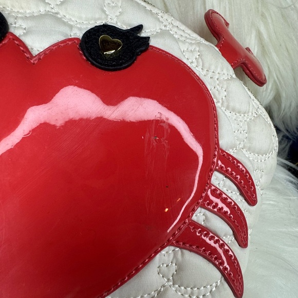 Betsey Johnson Kitsch Crab Cosmetic Bag - Picture 3 of 9